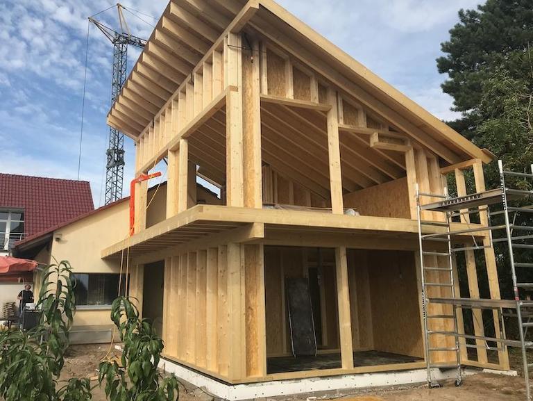 Anbau an ein bestehendes Haus