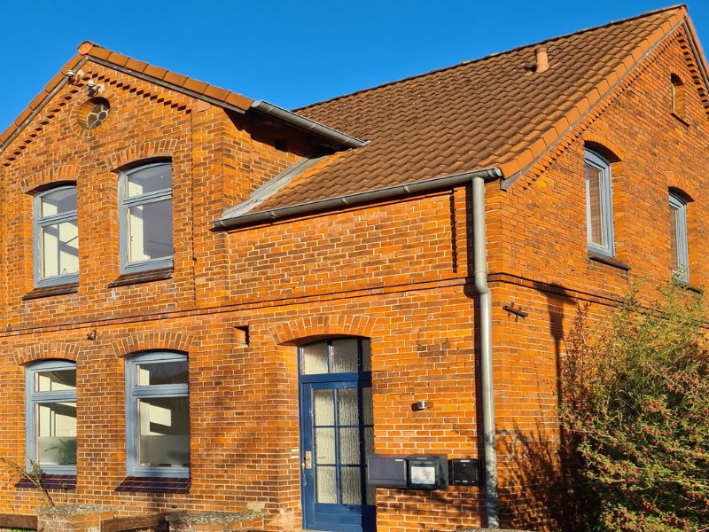 Die schönen Klinkerfassaden bleiben bei der Kerndämmung erhalten Bei der Kerndämmung können schöne Klinkerfassaden erhalten werden